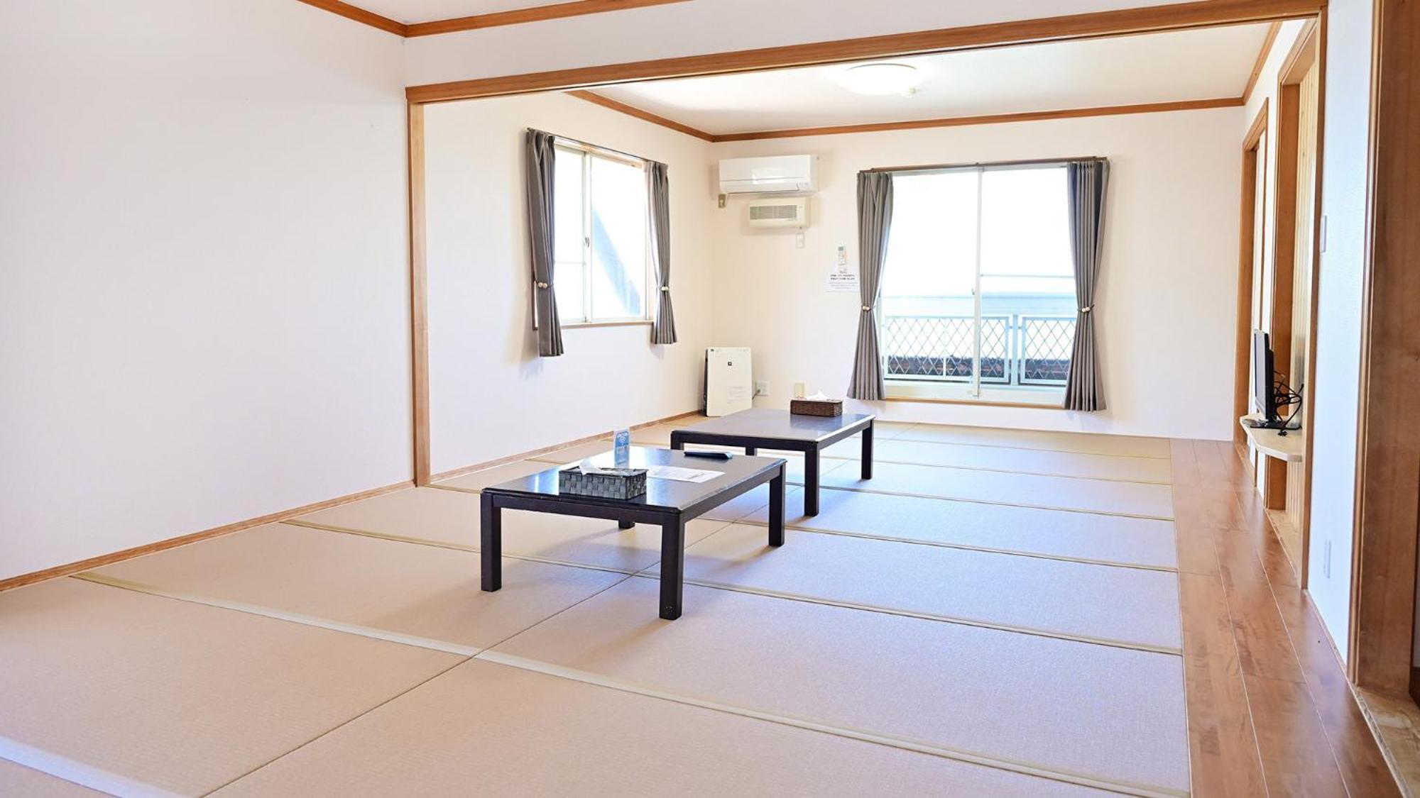 Biwa-Lakeside Cottage B B Dylan Minamikomatsu Habitación foto